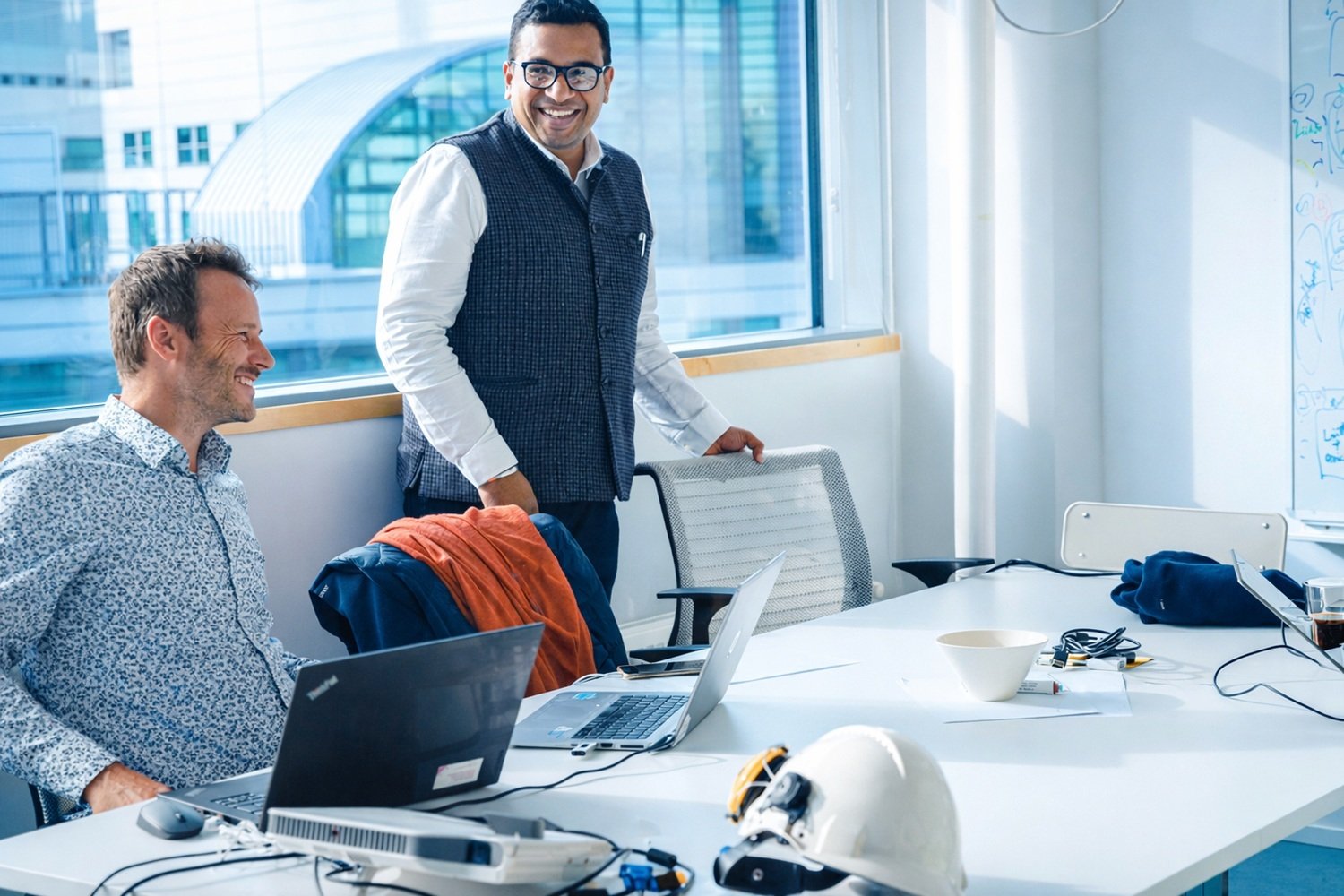 Maya_office_blue